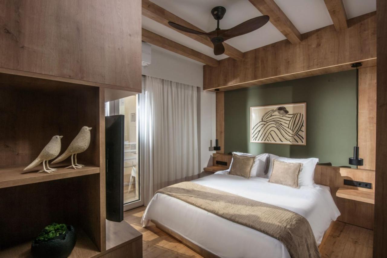Relaxo Collection Luxury Suites In The Heart Of Heraklion Esterno foto