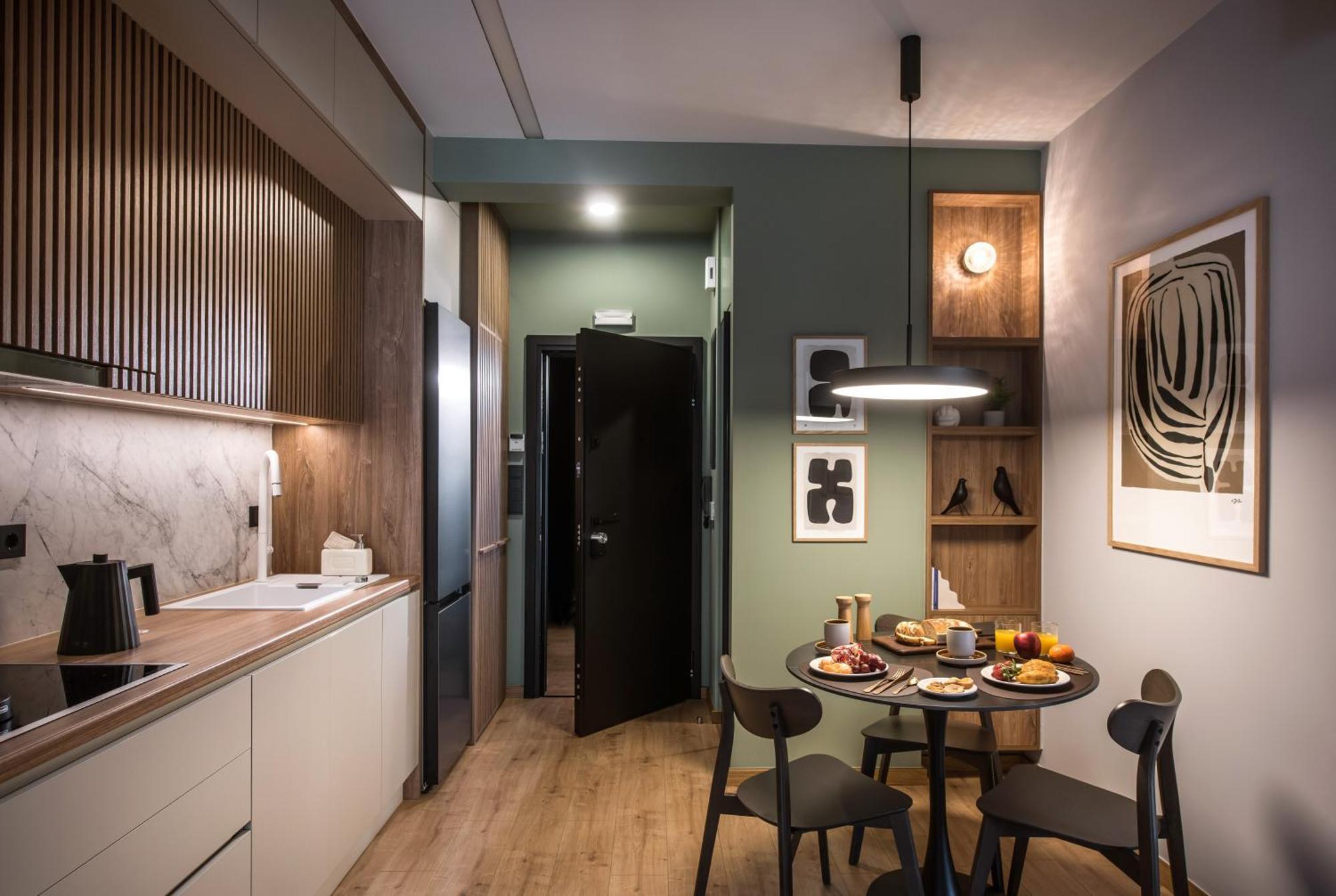Relaxo Collection Luxury Suites In The Heart Of Heraklion Esterno foto